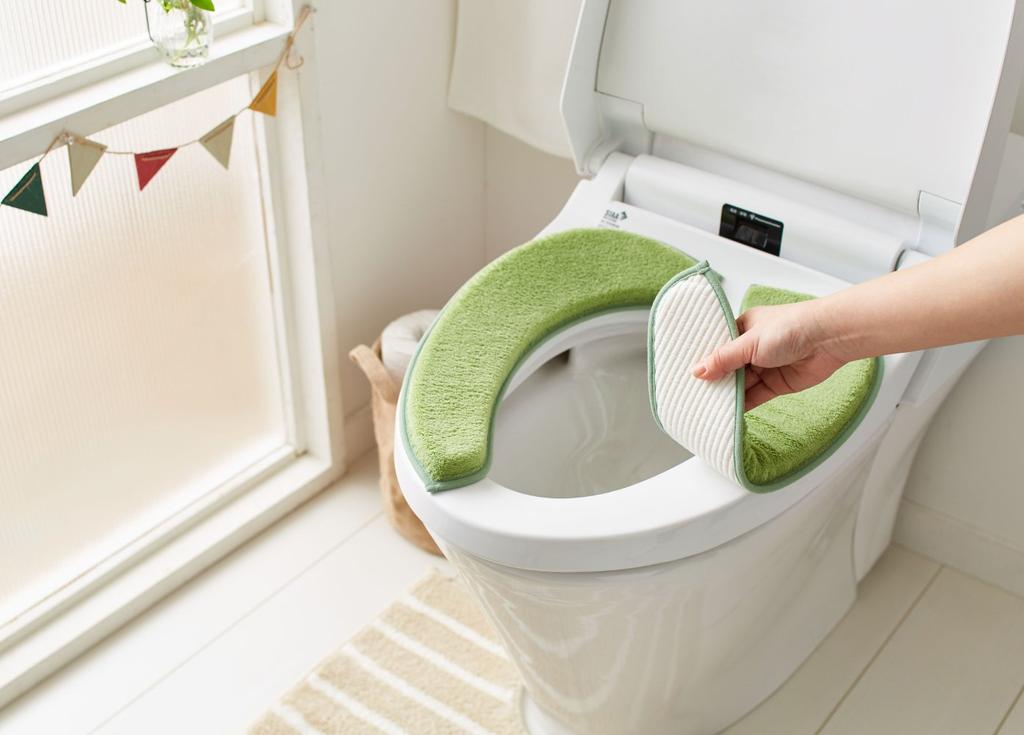 Whip Toilet Seat Cushion Green WB-201