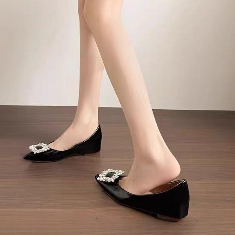 Fashion French Temperament Nude Shoes Spring and Summer New Fashion Buckle Shallow Patent Leather Low-heel Rhinestone Inner Heightening