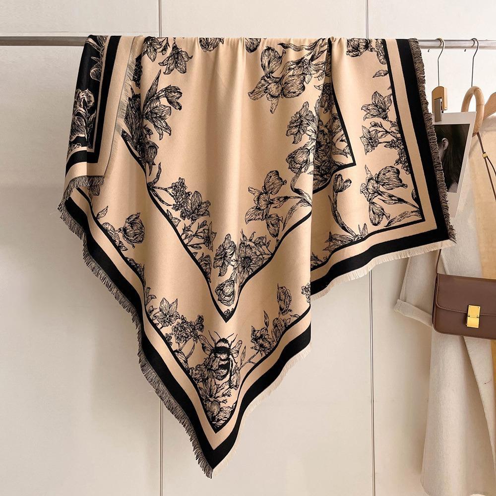 Luxury Imitation Cashmere Shawl: 140cm Square, Warm & Thick with Short Tassels