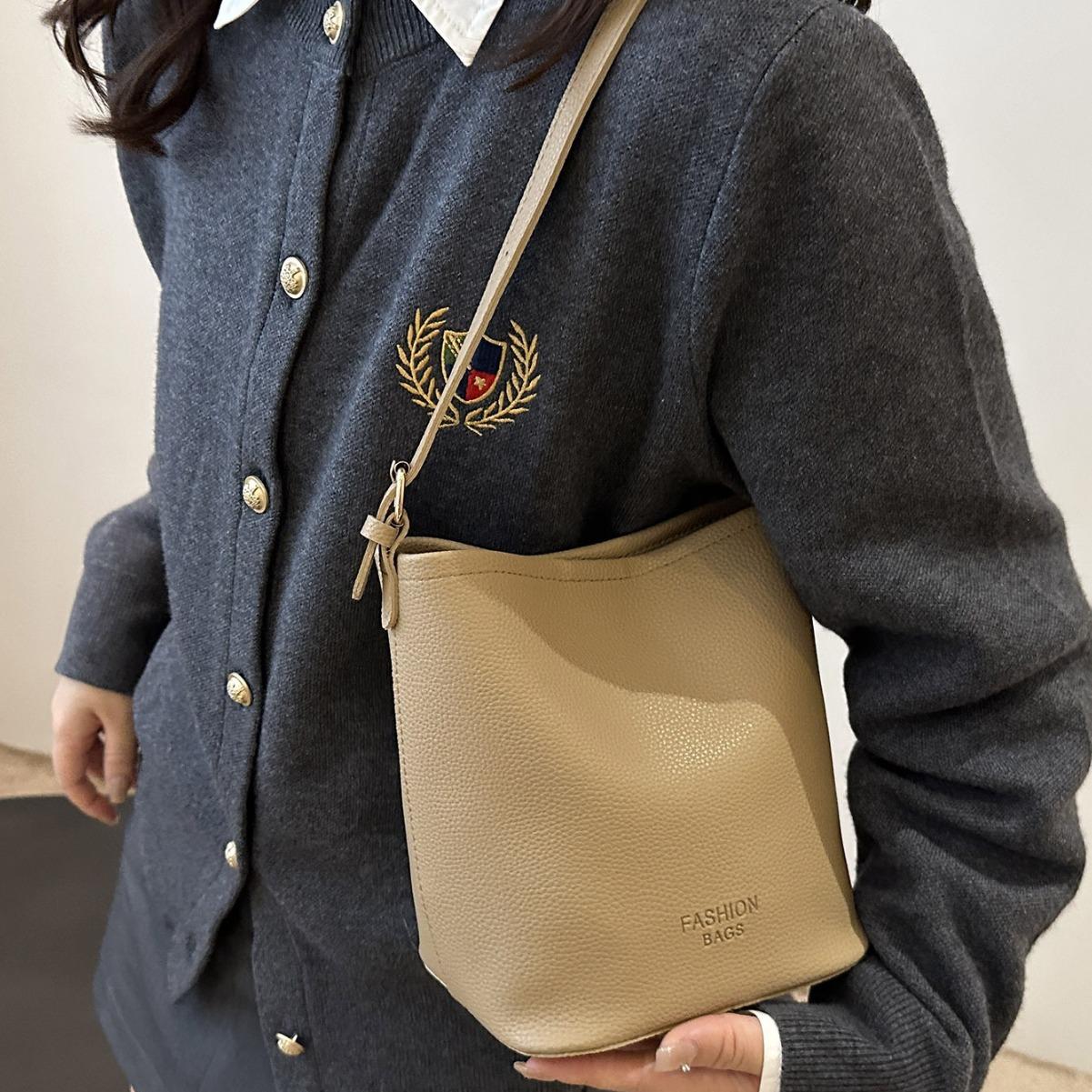 

Korean niche underarm bag women s 2025 new trendy autumn and winter retro bucket bag multi-functional shoulder bag messenger bag хаки