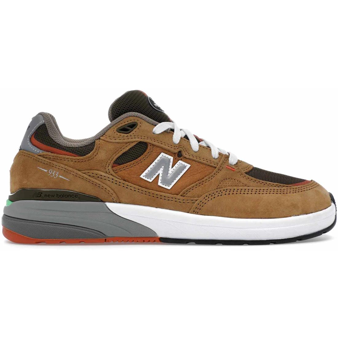

Sneaker New Balance Numeric 933 Andrew Reynolds Wheat(NM933MNO) 42