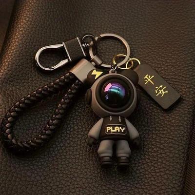 Porte-clés Astronaute Lumineux pour Voiture et Sac - Pendentif Dessin Animé pour Couples
