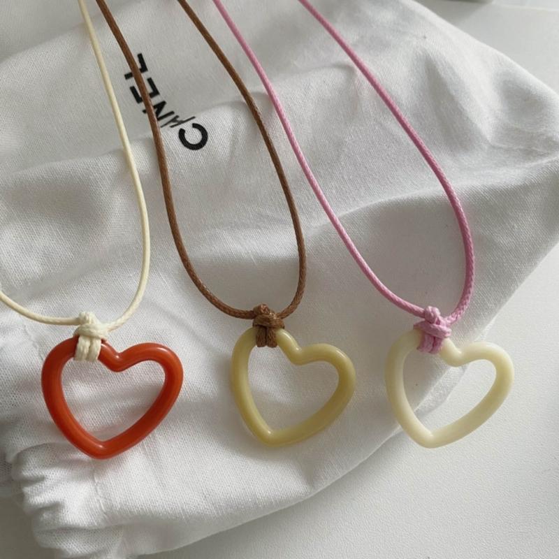 Sweet Hollow Heart Pendant Necklace Party Jewelry Fashion Statement Choker Simple Colorful Cord Collar Necklace