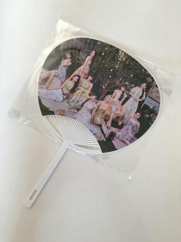 [USED] NiziU Upgrade Bonus Goods