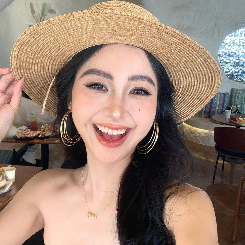 

Fashion Heavy Industry Metal High Profile Retro Circle Winding Earrings Big Ear Ring Vacation Style Ear Stud Earring Earring Accessories Gold multilayer hoop earrings