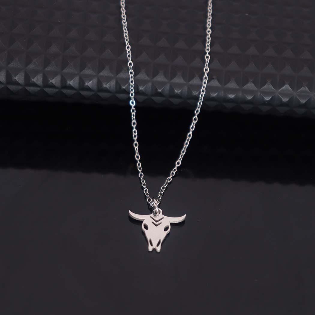 

Stainless Steel Bull Head Pendant Necklace - Halloween Animal Clavicle Chain for Women серебряный