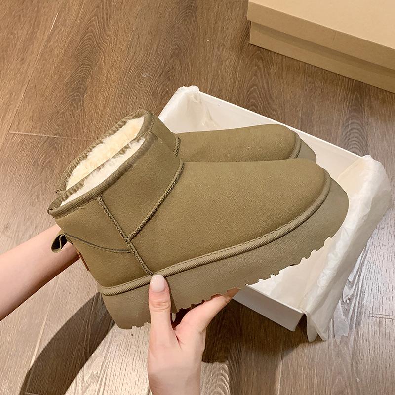 Large Size Velvet Thickened Outer Wear Cotton Shoes Platform Snow Boots Women Winter Short Snow Cotton Women