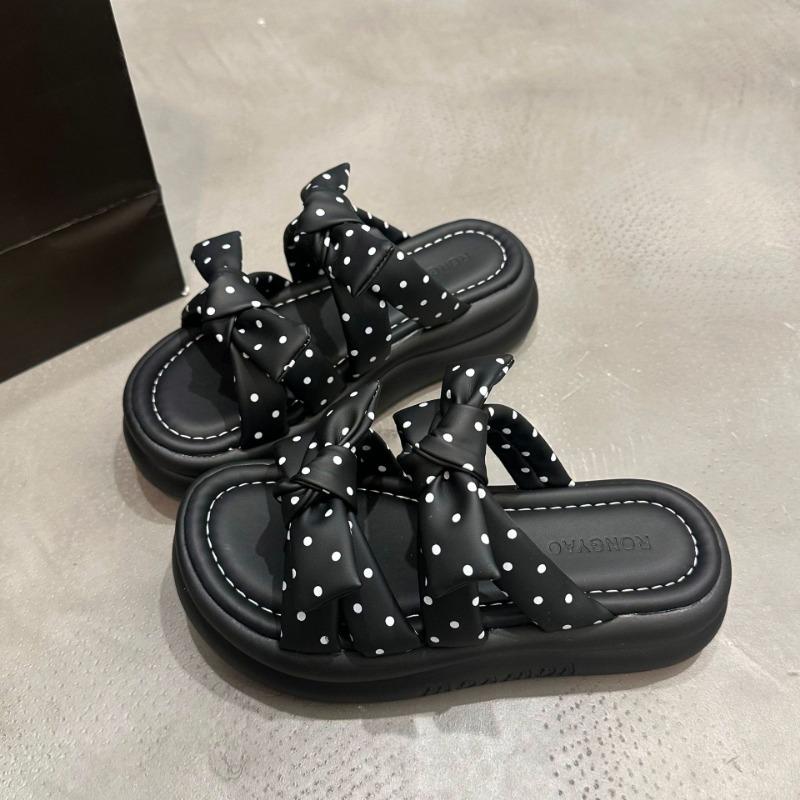 Thick-soled High-end Slippers Women's Summer Wear New Models with Skirts, Sandals, Fashion Sandals
