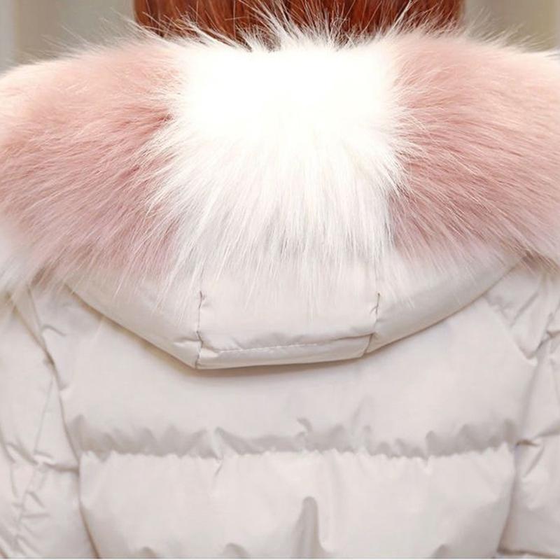 Damen Wintermantel aus Baumwolle mit großem Pelzkragen, über dem Knie, langer Parka, der warme Mantel, winddichte, verdickte Outdoor-Daunenjacke