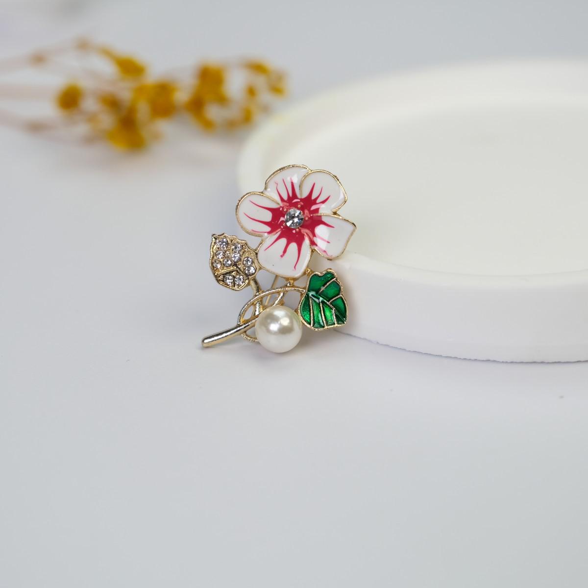 

Charming Pink Lily Drip Oil Brooch - Stylish Cardigan Accessory