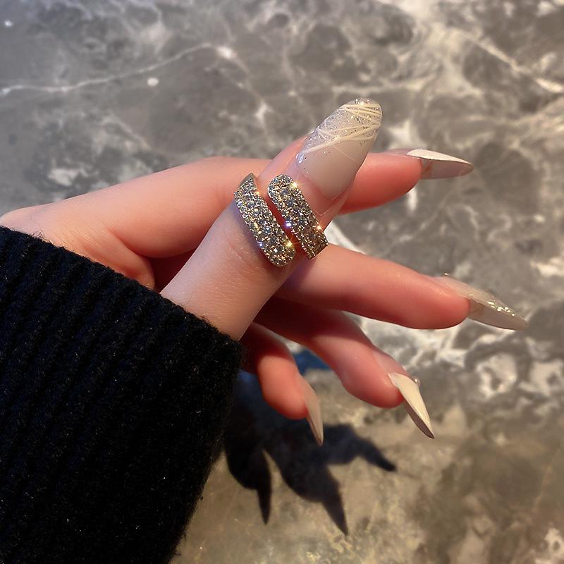 Platinum Zircon Multilayer Open Ring: Exquisite, Light Luxury, High-End Fashion, Versatile Jewelry Design