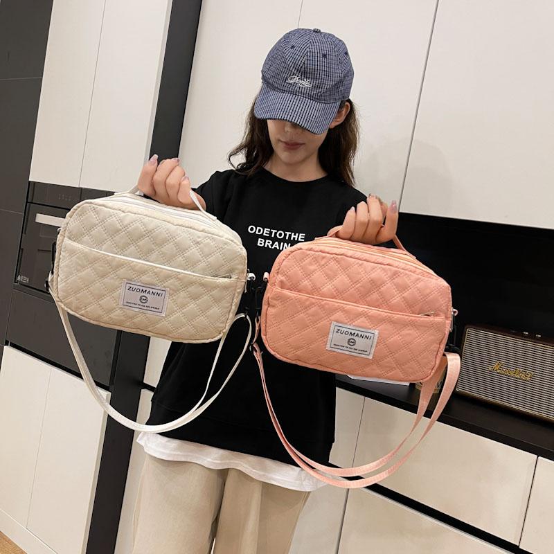 Lässige Umhängetasche für Damen, kleine Umhängetasche, Handtasche, Schultertasche, modische, leichte Unterarmtasche für Damen