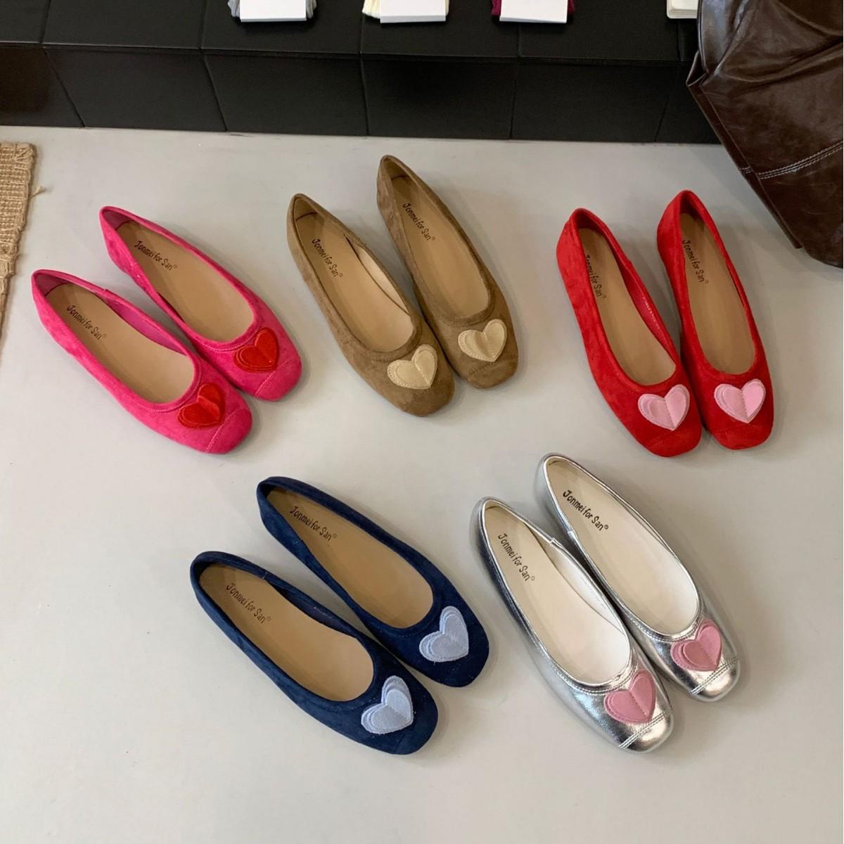 

2025 новые туфли-лодочки с круглым носком, матовые, с неглубоким вырезом, на мягкой подошве, закрывающие ногу, универсальные дуду, для беременных, для работы, женские одинарные туфли 39 синий