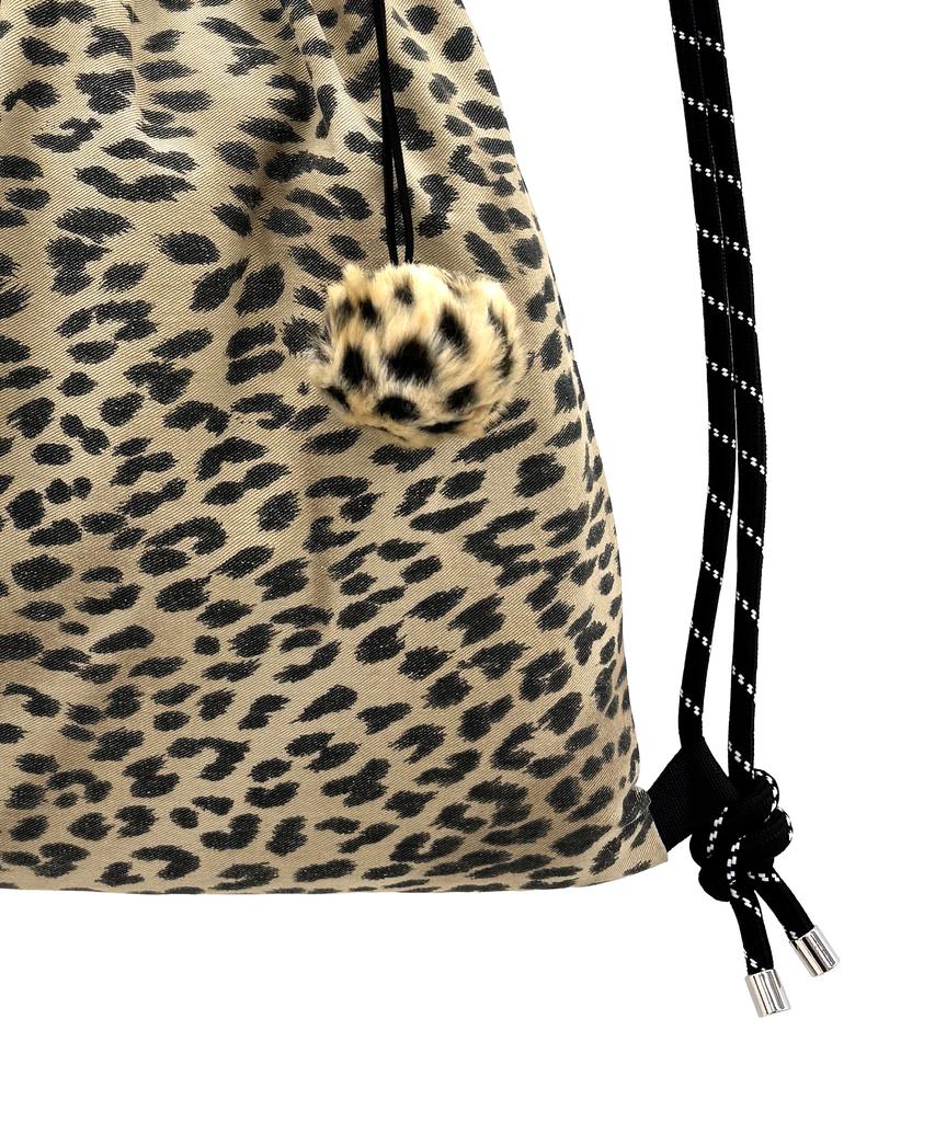 Other-Worldly Fur Pom-Pom Gym Sack [Brown Leopard]