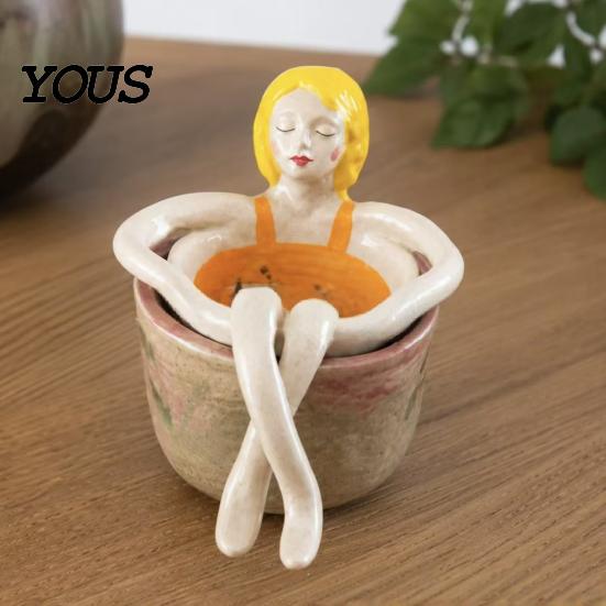 Unique Tea Steeper for Loose Bathing Girl Infuser Leaf Tea, Fine Mesh Strainer, Creative Resin Compact Office Sitting Figure Filter Cups and
