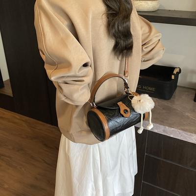 Premium Sense Retro Contrasting Color Handbag Women's New Fashion Versatile Shoulder Messenger Bag Pillow Bag