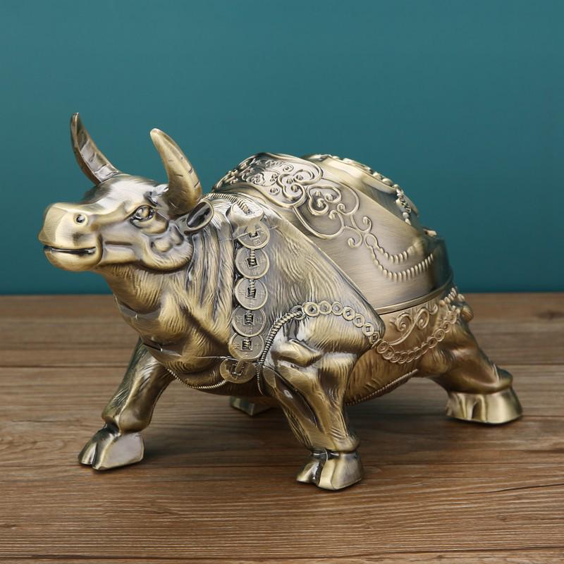 European Style Ashtray with Lid: Trendy, Drop-Proof, Anti-Fly Ash, Odor-Resistant, Luxury Living Room Decor.