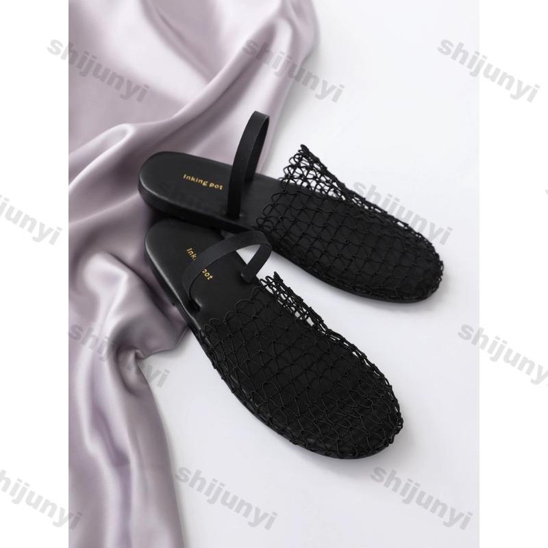 Baotou Fishing Net Flat Shoes Summer 2025 Breathable Mesh Hollow Comfortable Soft Sole Sandals Non Slip Lightweight Slippers