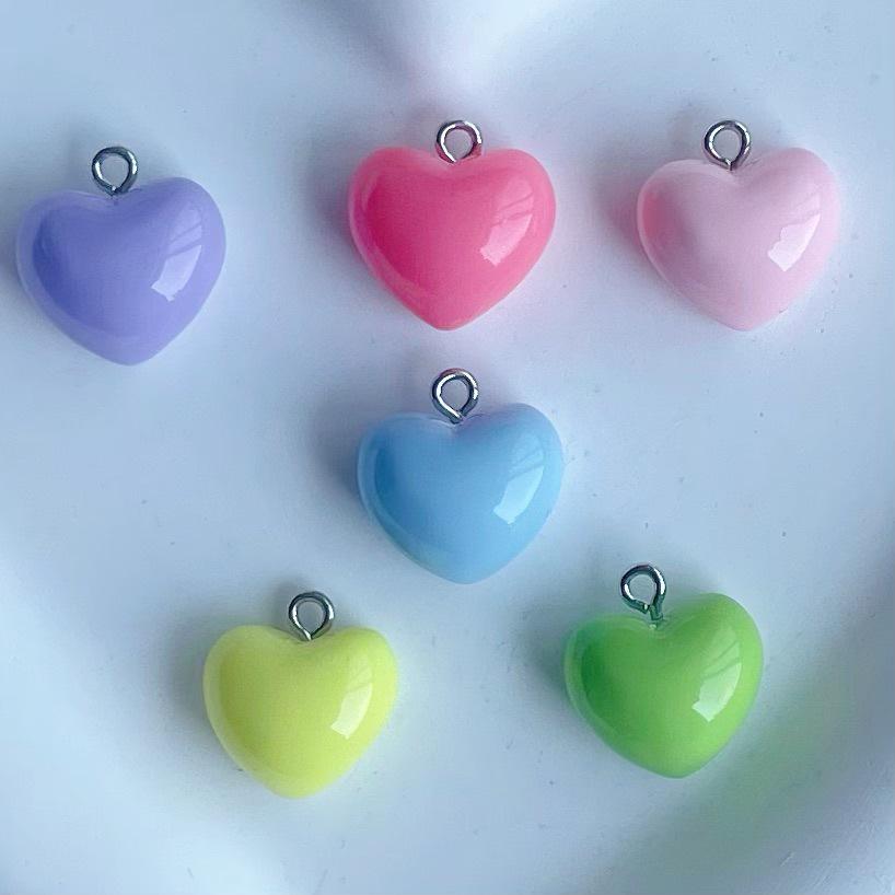 

Heart-Shaped Resin Pendant with Keyring for DIY Necklace and Jewelry Making.