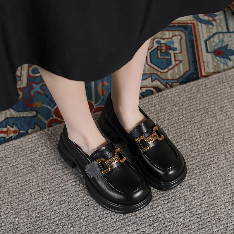 

Платформа женский толстый каблук черные ветровые маленькие кожаные туфли мягкая кожа женские туфли 40