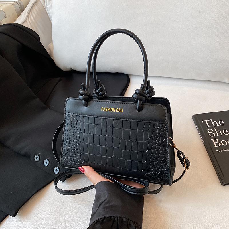 Versatile Simple Portable Women's Bag 2025 Popular New Trendy Fashion Commuter Practical Shoulder Bag Crossbody Small Square Bag