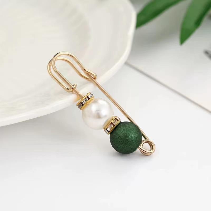 

Регулируемая пряжка-булавка для одежды - Брошь против оголения для женских брюк