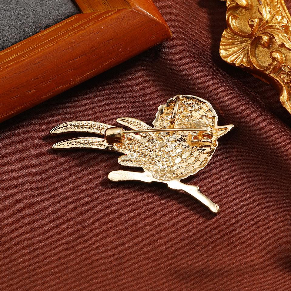 2023 neue Bunte Intarsien Strass Emaille Vogel Brosche Pins für Frauen Luxus Klassische Tier Metall Broschen Schmuck