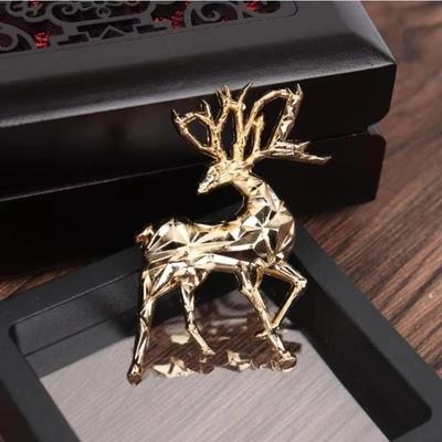 1 Pcs Animal Deer Shape Brooches Jewelry Shinny Rhinestone Broches Jewelry Versatile Accessories Fashion Design