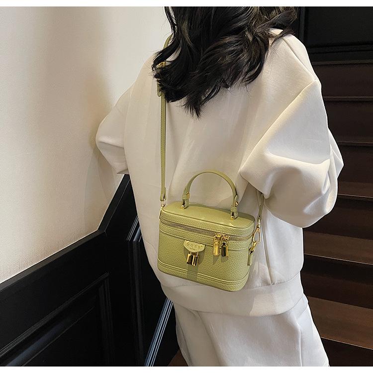 High-end niche design bag women's summer new fashion messenger bag women's portable box bag