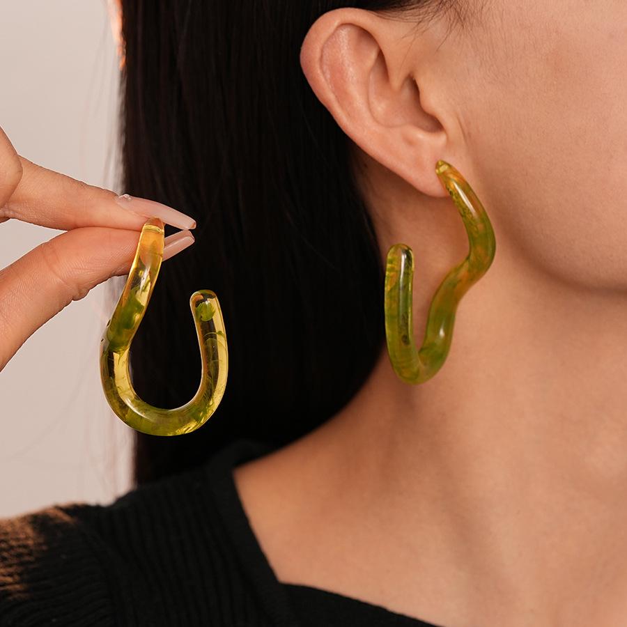 Retro Candy Color Resin Geometric U-Shaped Silver Stud Earrings for Women