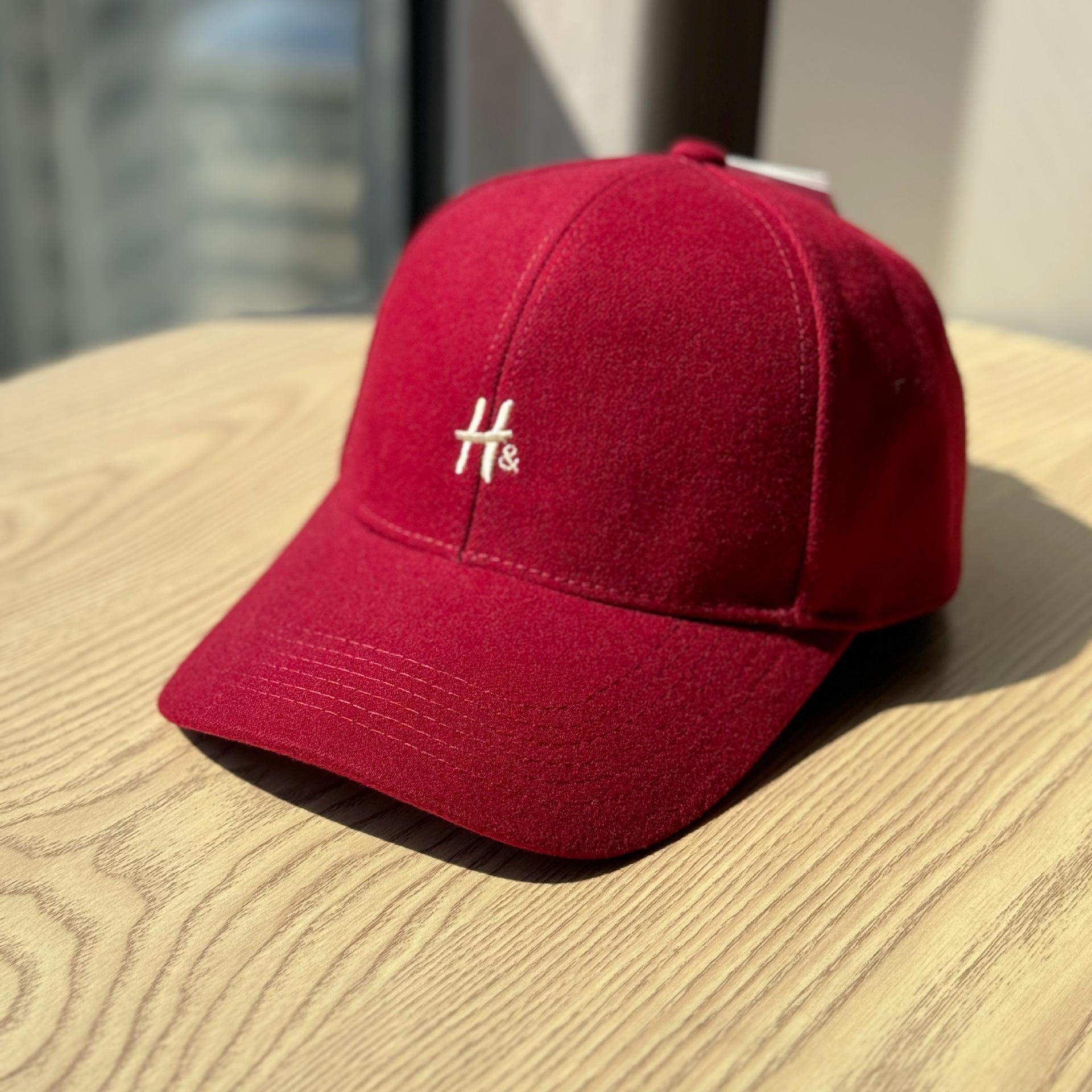 

New woolen baseball cap for women, autumn and winter Korean style casual fashion warm duckbill cap with wide brim that makes the face look smaller Adult54-60Adjustable