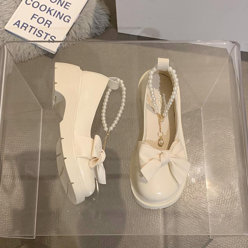 

Туфли Мэри Джейн женские весенне-летние новые на толстом каблуке маленькие кожаные туфли с жемчужным бантом туфли для девочки 40