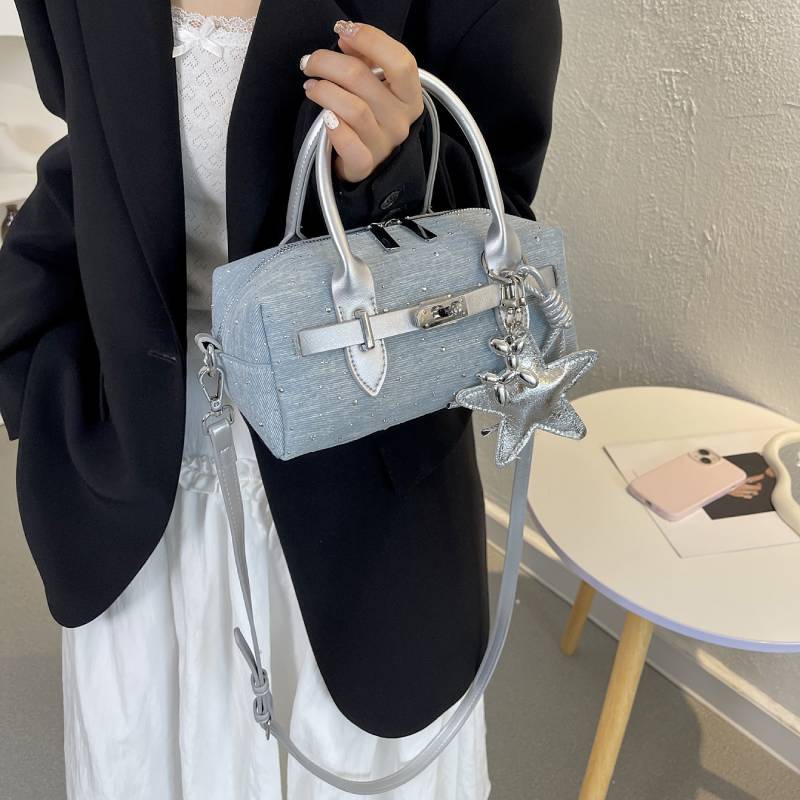 Urban Minimalist Synthetic Leather Crossbody Bag For Office Commuters