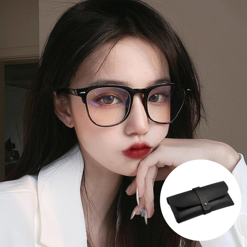 Gael Oversized Blue Light Blocking Geek Chic Horn-Rimmed Glasses black