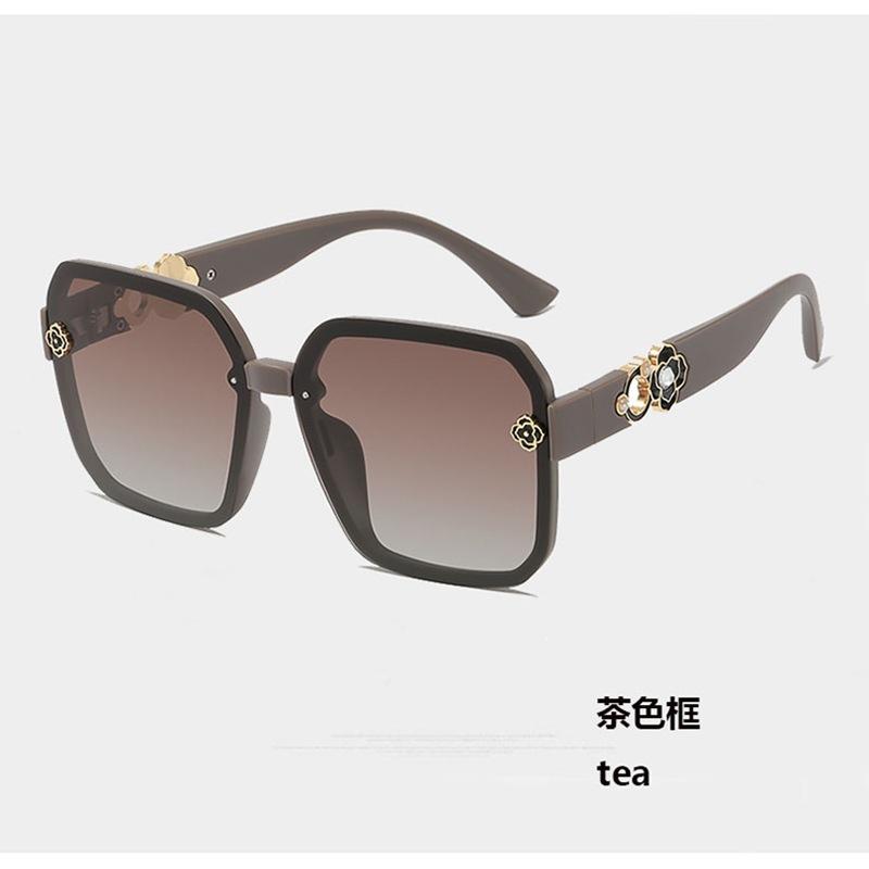Live New Large Frame Glasses Fashion Xiaoxiangfeng Sunglasses Women's UV Protection Internet celebrity sunglasses