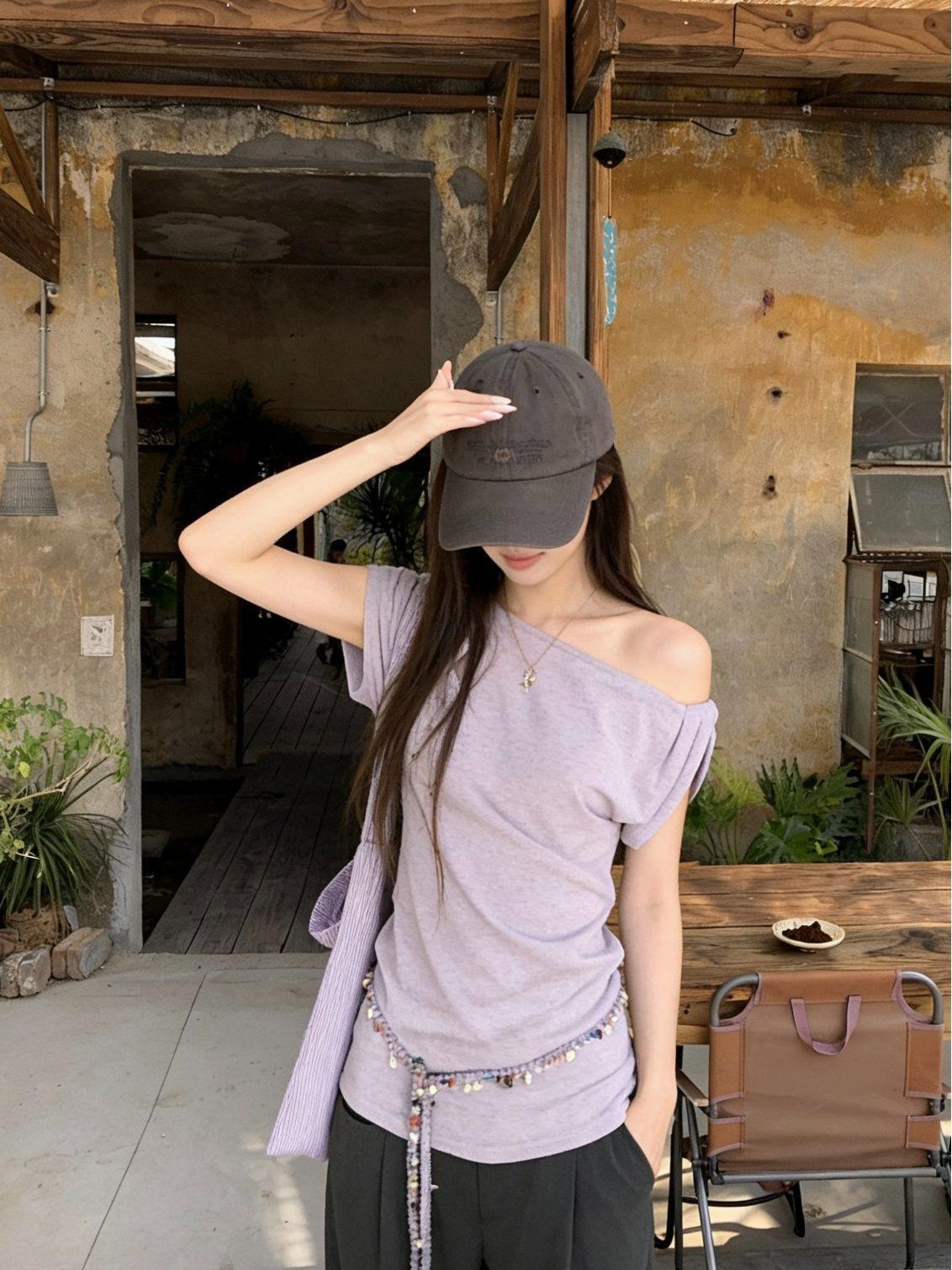 Design sense irregular slanted shoulder short-sleeved t-shirt women s summer new purple loose casual off-shoulder top S