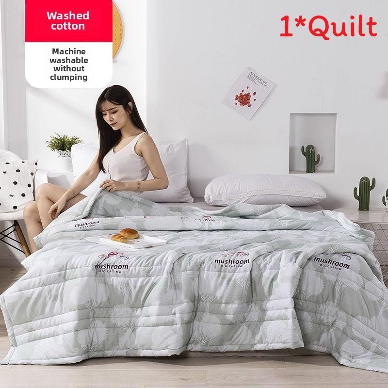 Strawberry Flower Summer Deer Print Quilt Bedding With Polyester Fill For Indoor