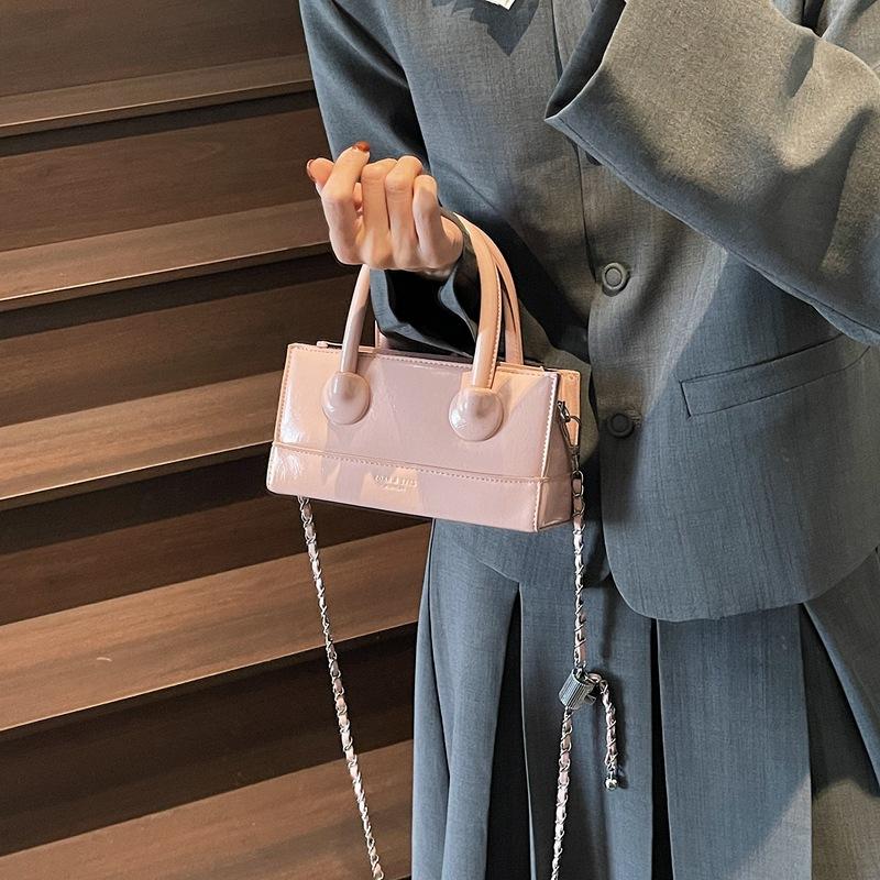New fashion niche popular chain tote bag portable shoulder crossbody trendy women's bag