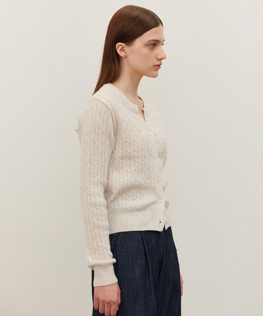Camino Cable Knit Slit (Cream)
