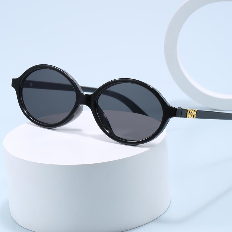 2pcs Trendy Small Oval Women Sunglasses Colorful Frame Punk Style Sun Glasses Shades Ladies Outdoor Shades Oculos UV400