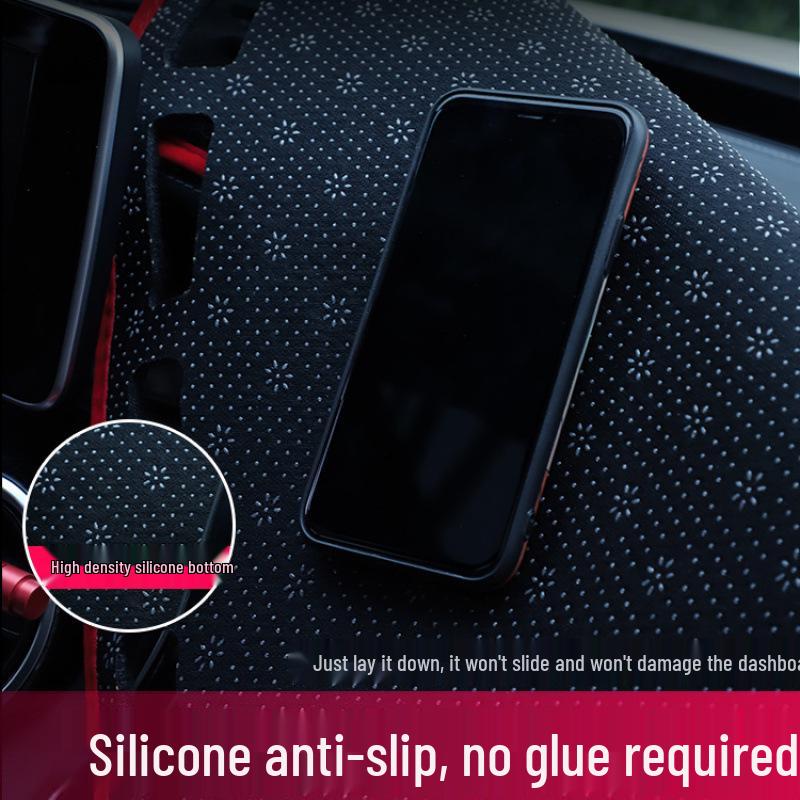 2023 Roewe i5 Dashboard Anti-glare Sunshade Pad