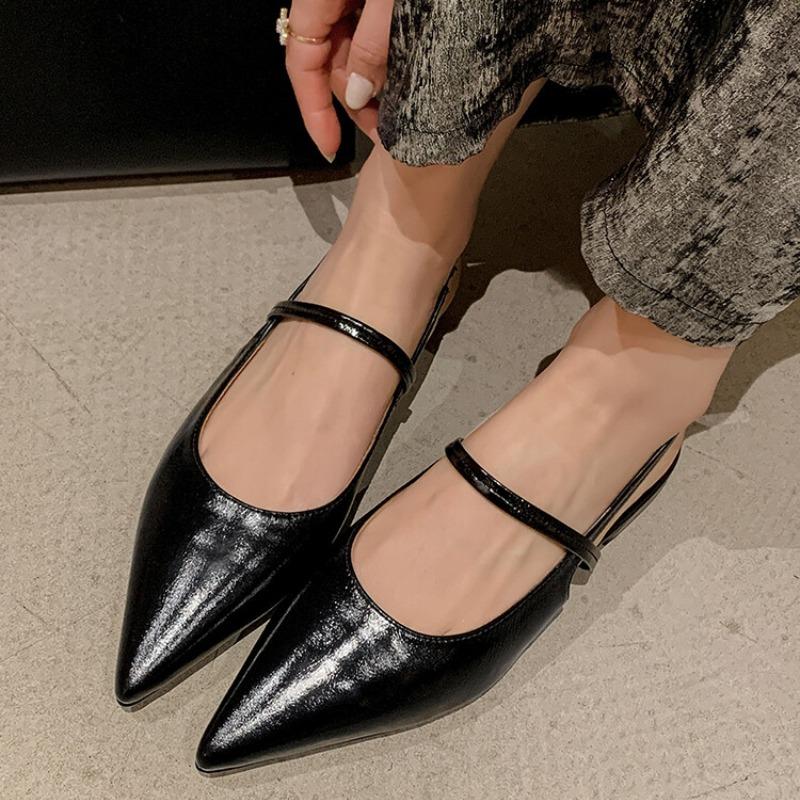 Fashion 2025 New Designer Summer Cover Toe Women Sandals Fashion Shallow Soft Sole Flats Ladies Outdoor Street Style Dress Shoes