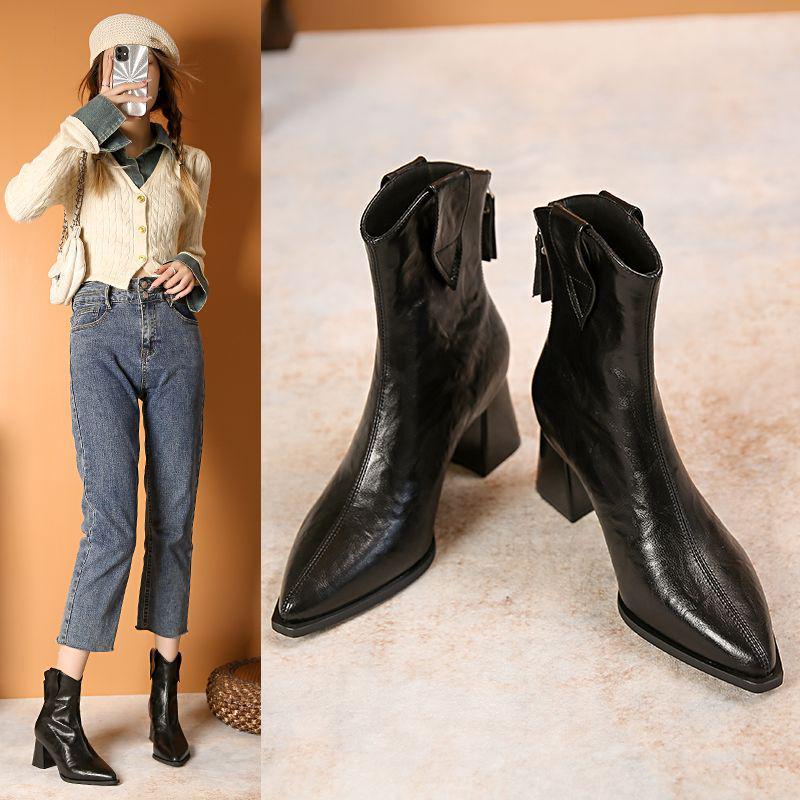 2025 Autumn/Winter Retro Pointed Toe Ankle Boots - Fashionable Martin Boots for a Cool, Versatile, Petite Slim Look