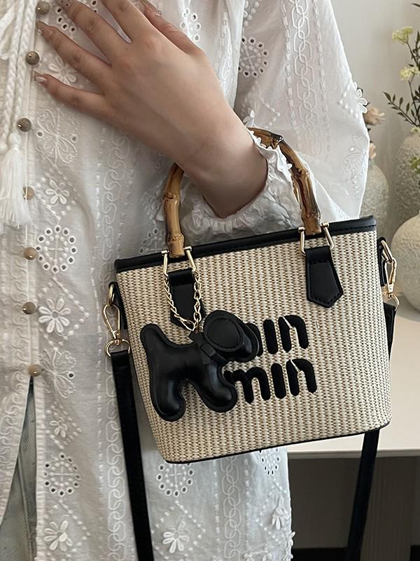 2025 Influencer-Stil Damen gewebte Crossbody Bucket Handtasche für Sommer-Strandurlaube