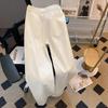 Versatile White Wide-Leg Jeans for Women - Flattering Fit, Conceals Flaws, Perfect for Pear Shapes