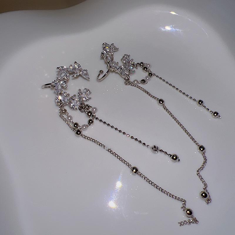 Elegant Mori Butterfly Tassel Ear Clip - No Piercing Required, Luxurious Niche Design