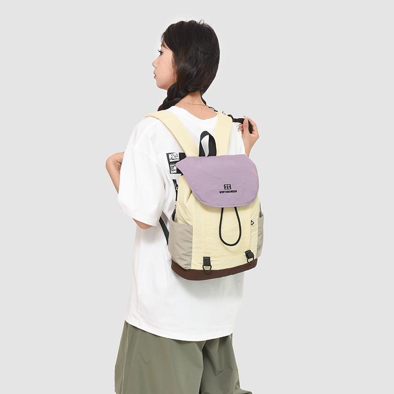 Outdoor Leisure Contrasting Backpack New Lightweight Student Contrasting Schoolbag Travel Backpack