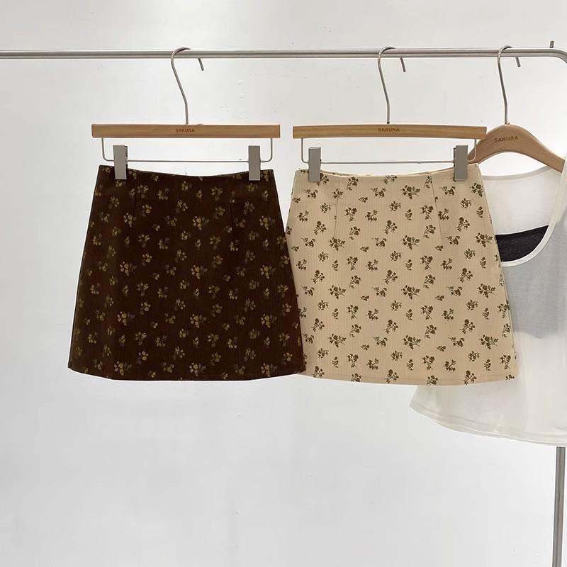 

Korean Retro Floral Corduroy High Waist Mini Skirt S