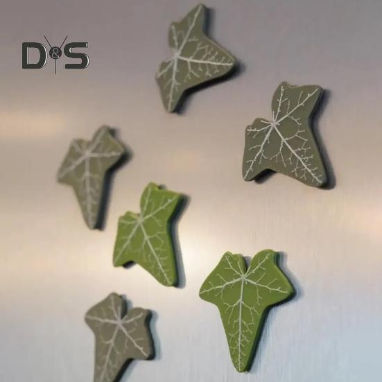 Břečťanové rostliny Samolepky na lednici Realistický design 3D Magnetické břečťanové listy Samolepky na lednici Flexibilní stonky Botanická dekorace