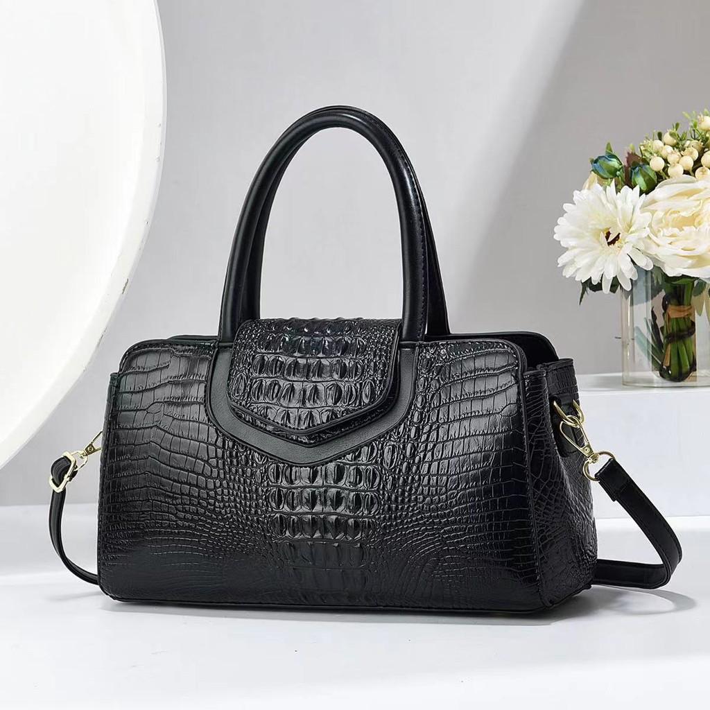 Stylish Large Capacity Crocodile Pattern Handbag For Moms In Black Khaki Red Brown Gray White